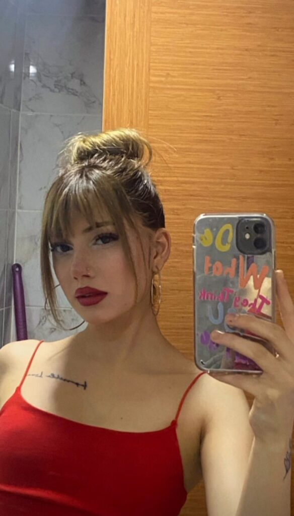 Üsküdar Escort Olgun Tatlı Gülşah Tutkulu Anal Oral Zevk