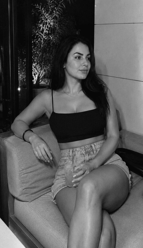 Escort Derya 3
